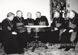 Audiencja bp ziem zachodnich i nominatów u Prymasa 14 XII 1956 Warszawa